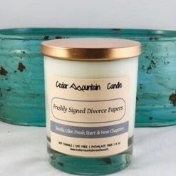 Cedar Mountain Candle Candles Freshly Signed Divorce Papers, Smells Like Fresh Starts And New Chapters - Beach Linen