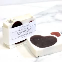 Cedar Mountain Candle Candles CLEARANCE All Natural Melt Pour Handmade Bar Soap - Berry Love